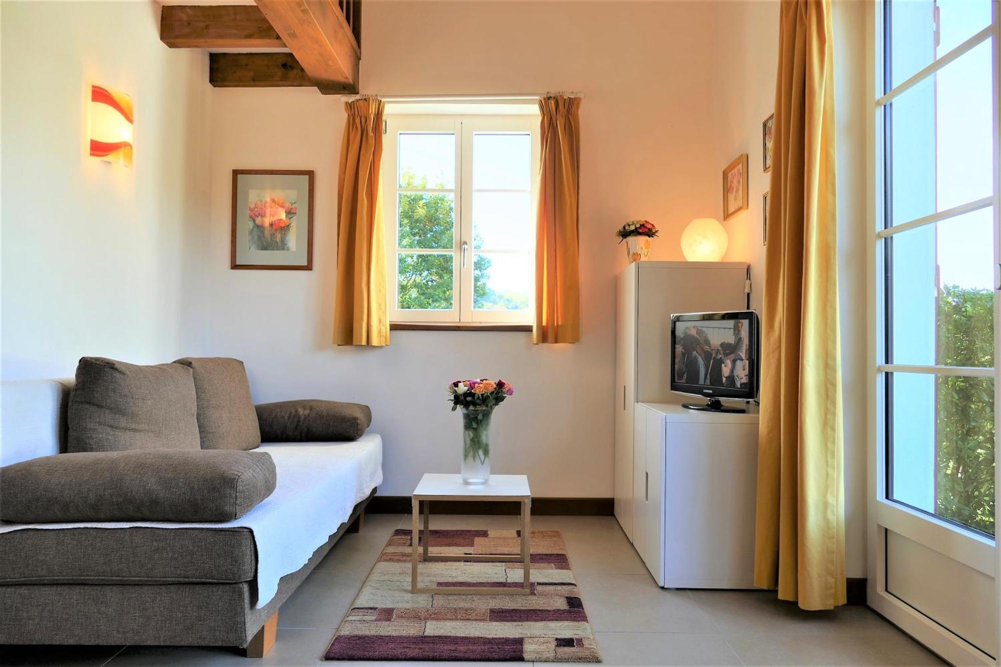 Baskoparadis I Eco-Gites I Calme I Vue I Anes I Jardin I Montagne I Nature Louhossoa Rum bild